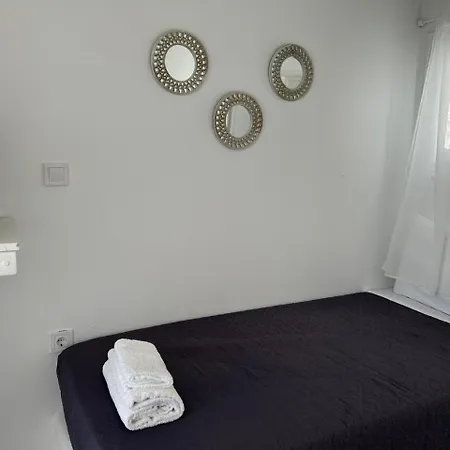 Lejlighed To Rent *